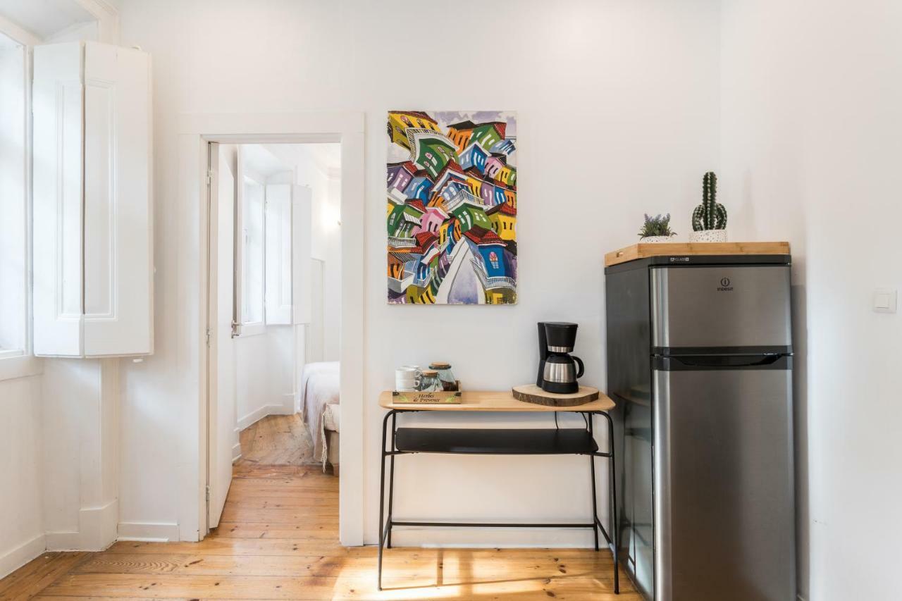 Alfama Tale Four-Bedroom Apartment W/ River View - By Lu Holidays Lisbon Bagian luar foto