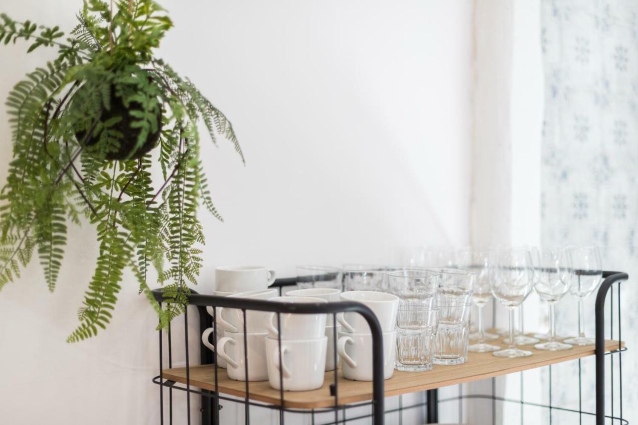Alfama Tale Four-Bedroom Apartment W/ River View - By Lu Holidays Lisbon Bagian luar foto