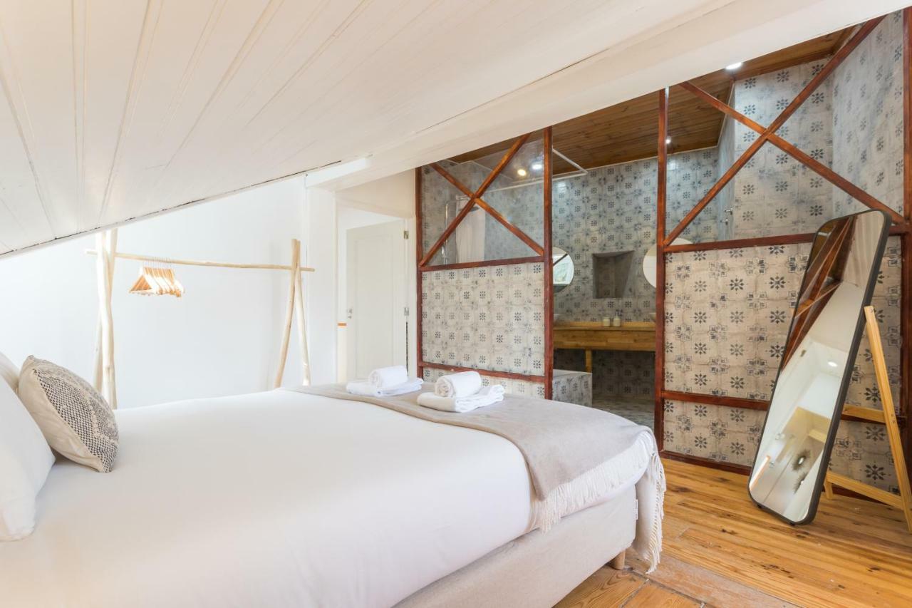 Alfama Tale Four-Bedroom Apartment W/ River View - By Lu Holidays Lisbon Bagian luar foto