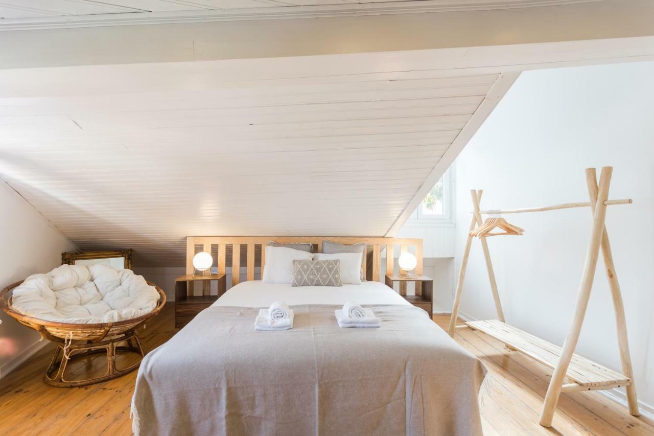 Alfama Tale Four-Bedroom Apartment W/ River View - By Lu Holidays Lisbon Bagian luar foto